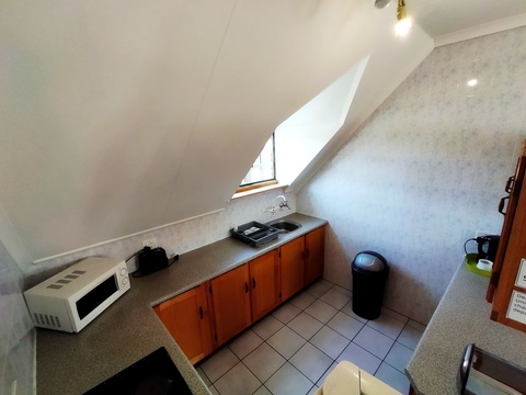 2 bedroom apartment kitchen.