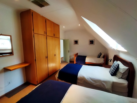 2 bedroom // second bedroom with 4 single beds